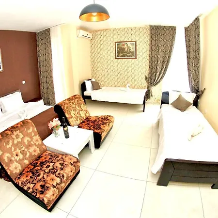 Hotel Lagadin 3* Łagadin
