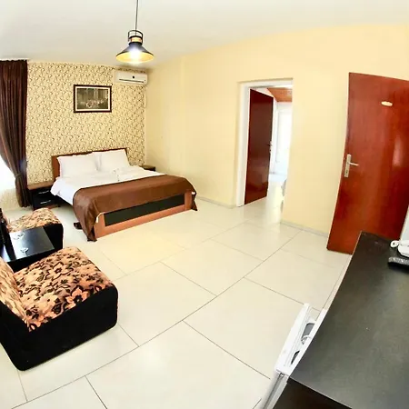 Hotel Lagadin 3*