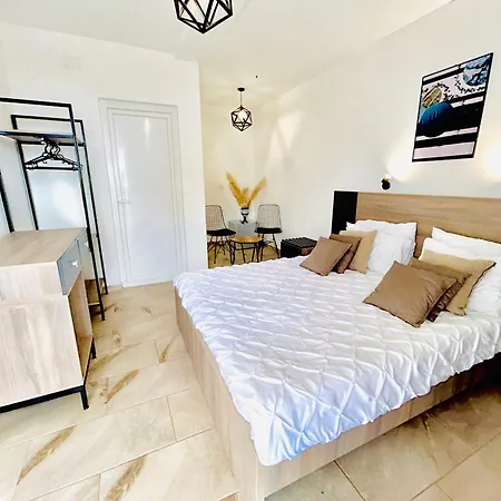 Hotel Hotel Lagadin 3*