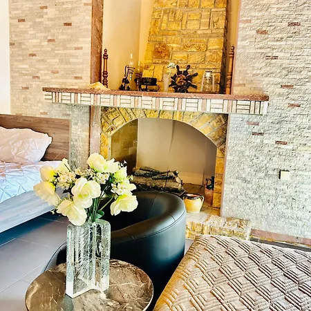 Hotel Lagadin 3*